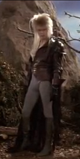 Дэвид Боуи - Король гоблинов. Скриншот из фильма Лабиринт